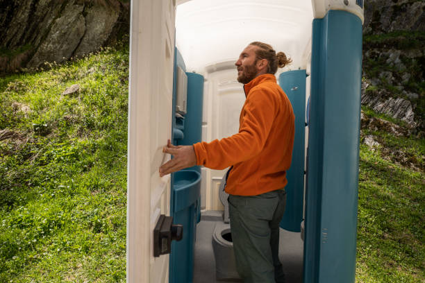 Best Temporary restroom rental  in Cloverdale, CA
